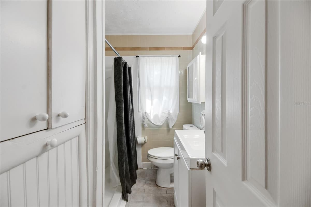 114 PARK AVENUE — photo 15 of 45