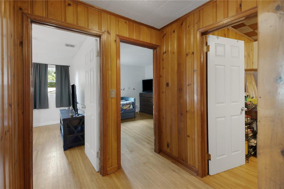 114 PARK AVENUE — photo 17 of 45