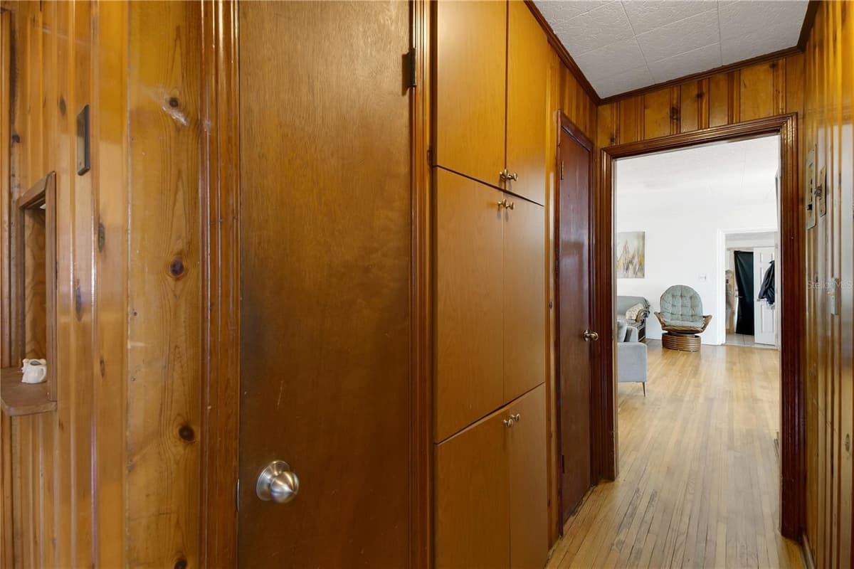 114 PARK AVENUE — photo 25 of 45