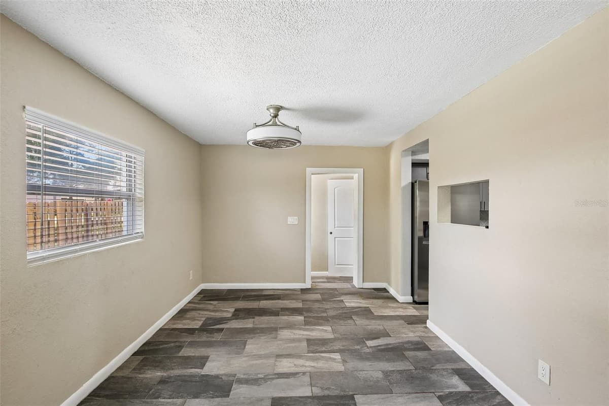 114 LAKE JUDY LEE DRIVE — photo 10 of 55