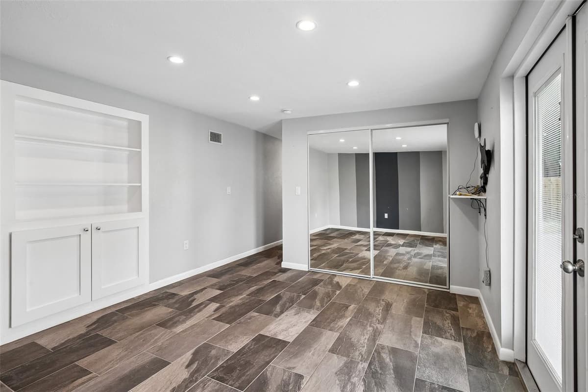 114 LAKE JUDY LEE DRIVE — photo 33 of 55