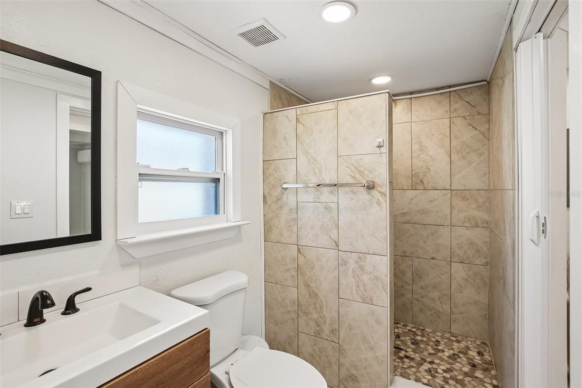 114 LAKE JUDY LEE DRIVE — photo 42 of 55