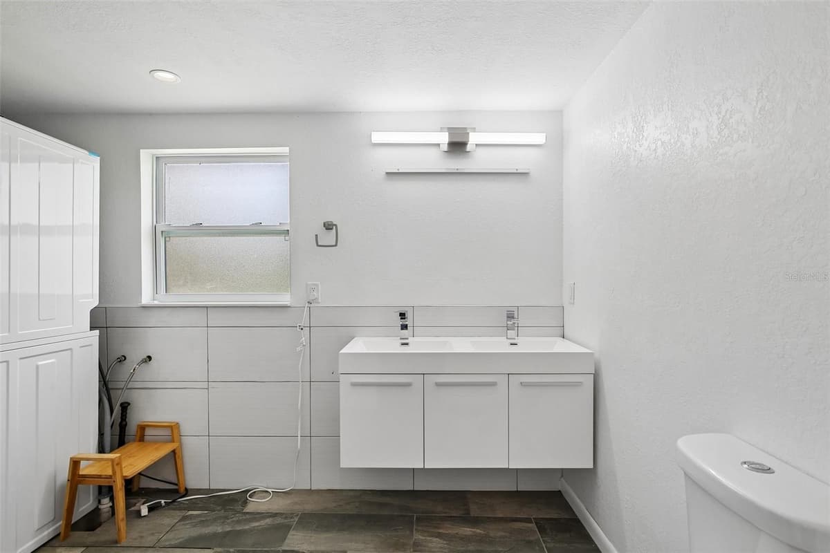114 LAKE JUDY LEE DRIVE — photo 28 of 55