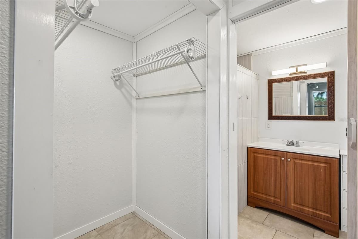 114 LAKE JUDY LEE DRIVE — photo 38 of 55