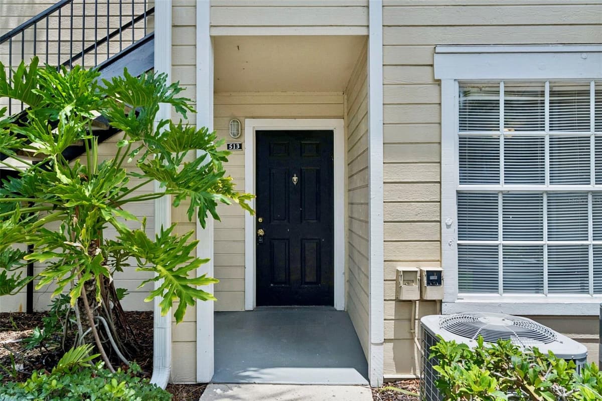 1085 HIAWASSEE ROAD — photo 3 of 44