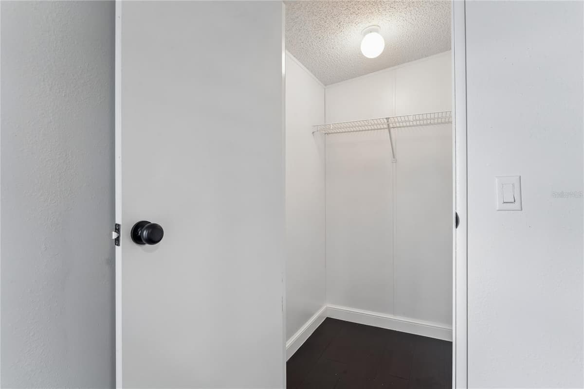 4357 ORLANDO AVENUE — photo 38 of 60