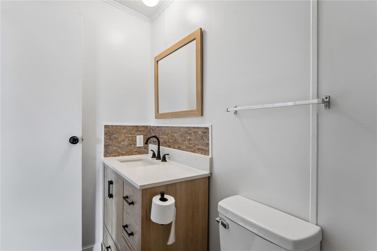 4357 ORLANDO AVENUE — photo 35 of 60