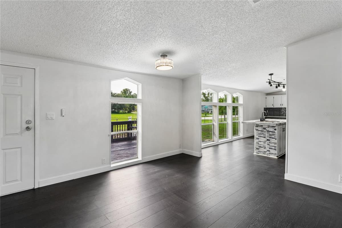 4357 ORLANDO AVENUE — photo 18 of 60