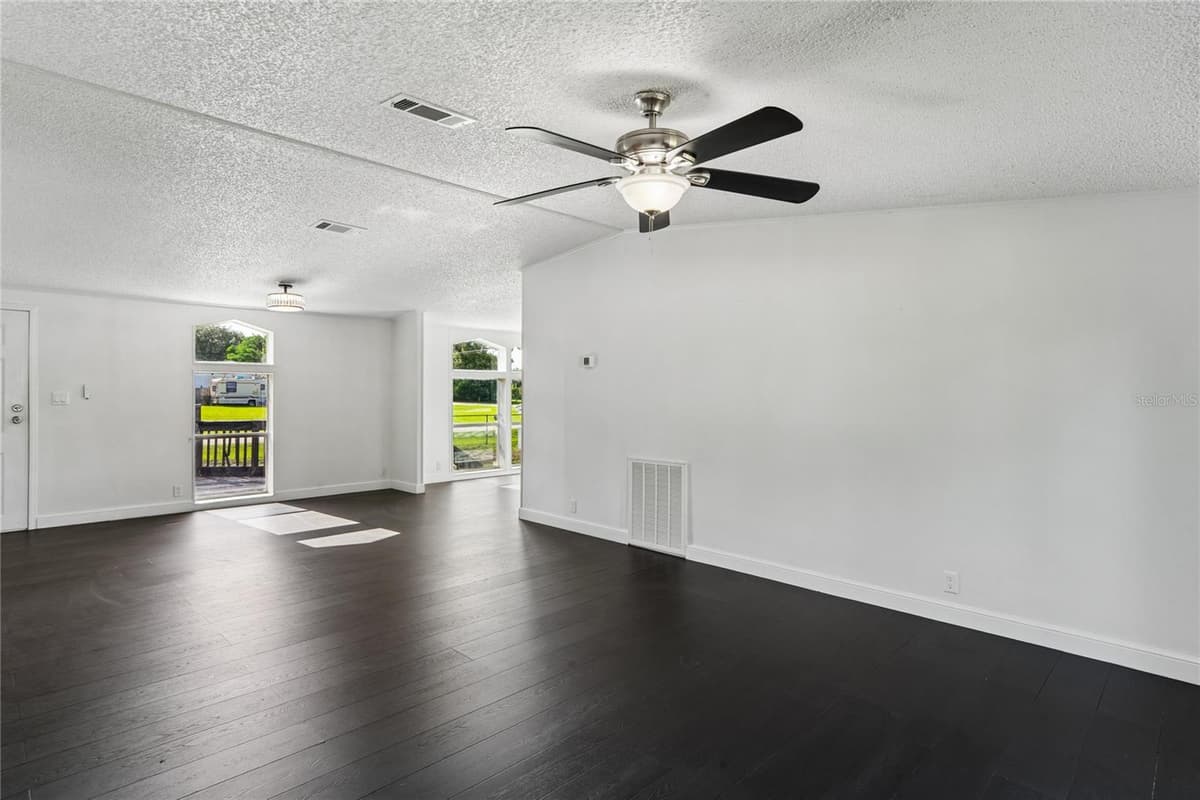 4357 ORLANDO AVENUE — photo 21 of 60