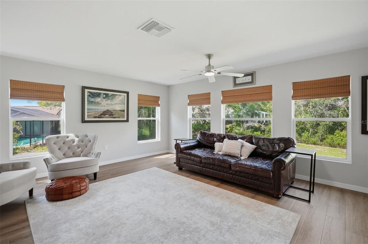 8477 BEACHWOOD COURT — photo 5 of 41