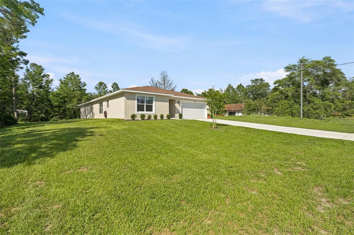 8477 BEACHWOOD COURT — photo 31 of 41