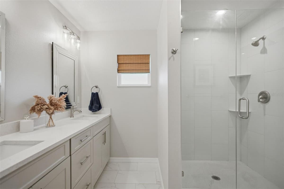 8477 BEACHWOOD COURT — photo 15 of 41