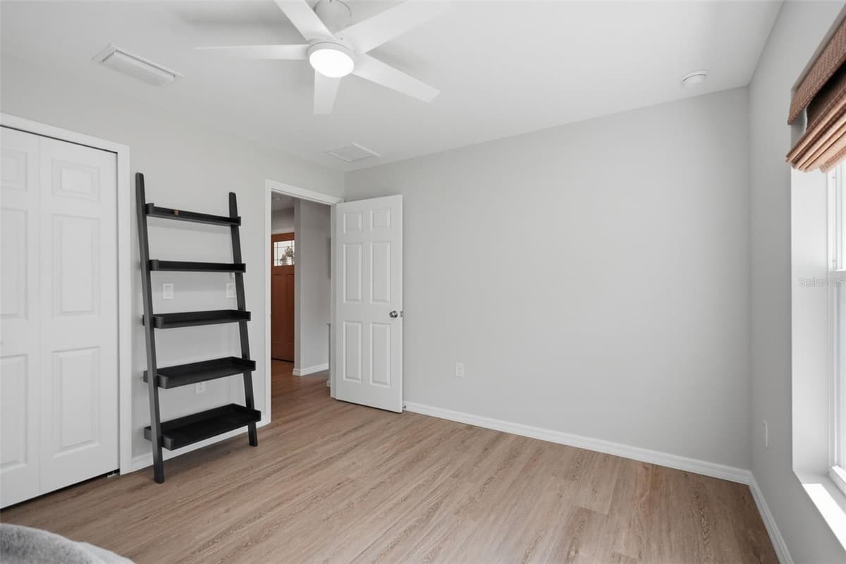 8477 BEACHWOOD COURT — photo 19 of 41