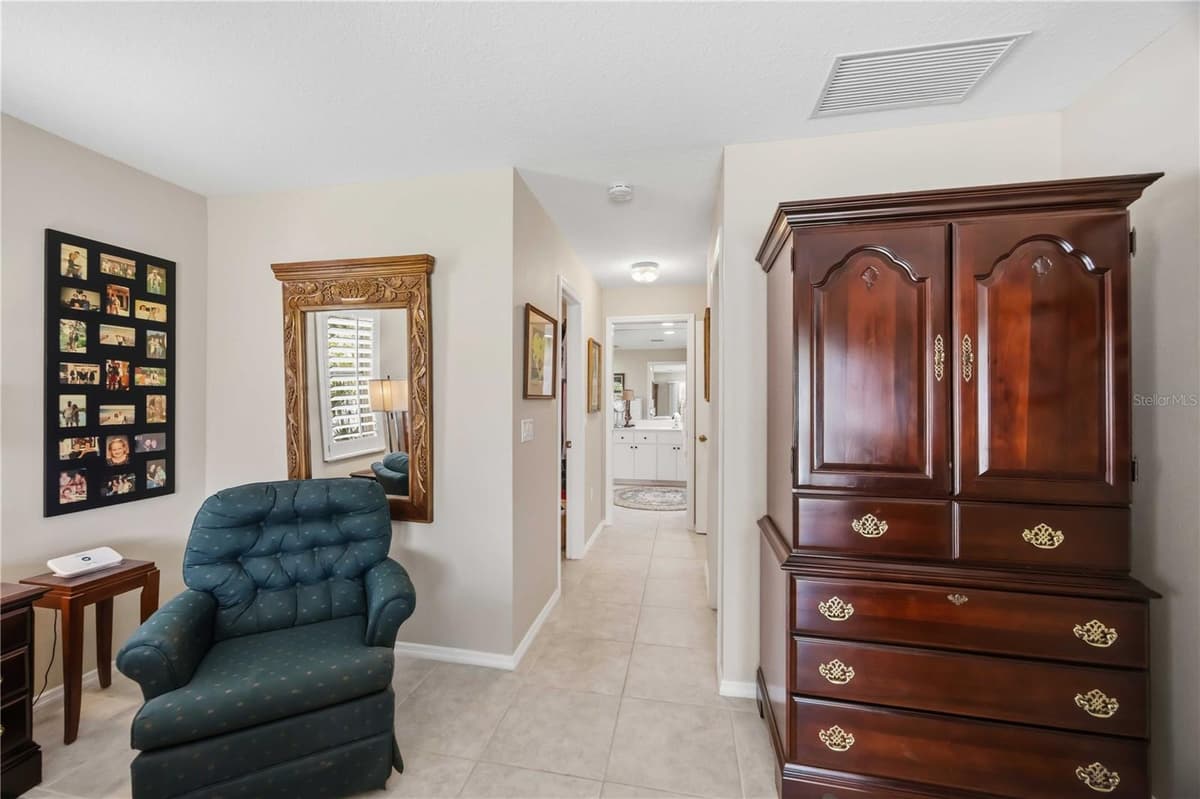 230 GREEN STREET — photo 22 of 51