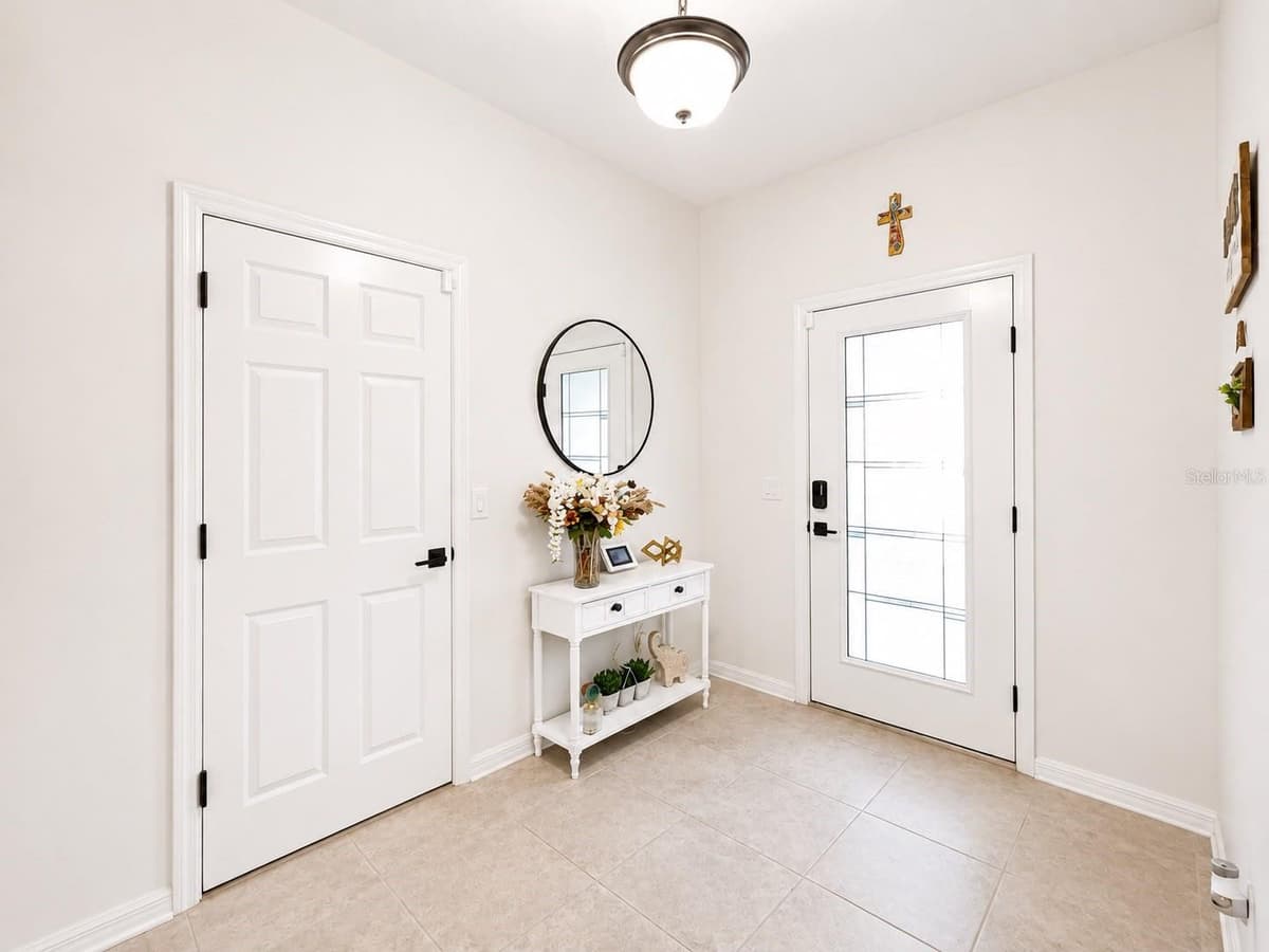 3517 VEGA CREEK DRIVE — photo 7 of 25