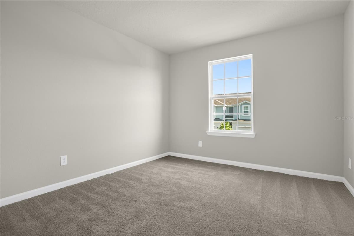 1926 HOLDEN RIDGE LANE — photo 11 of 13