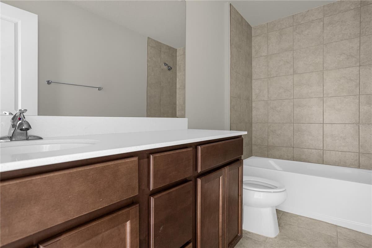 1926 HOLDEN RIDGE LANE — photo 12 of 13