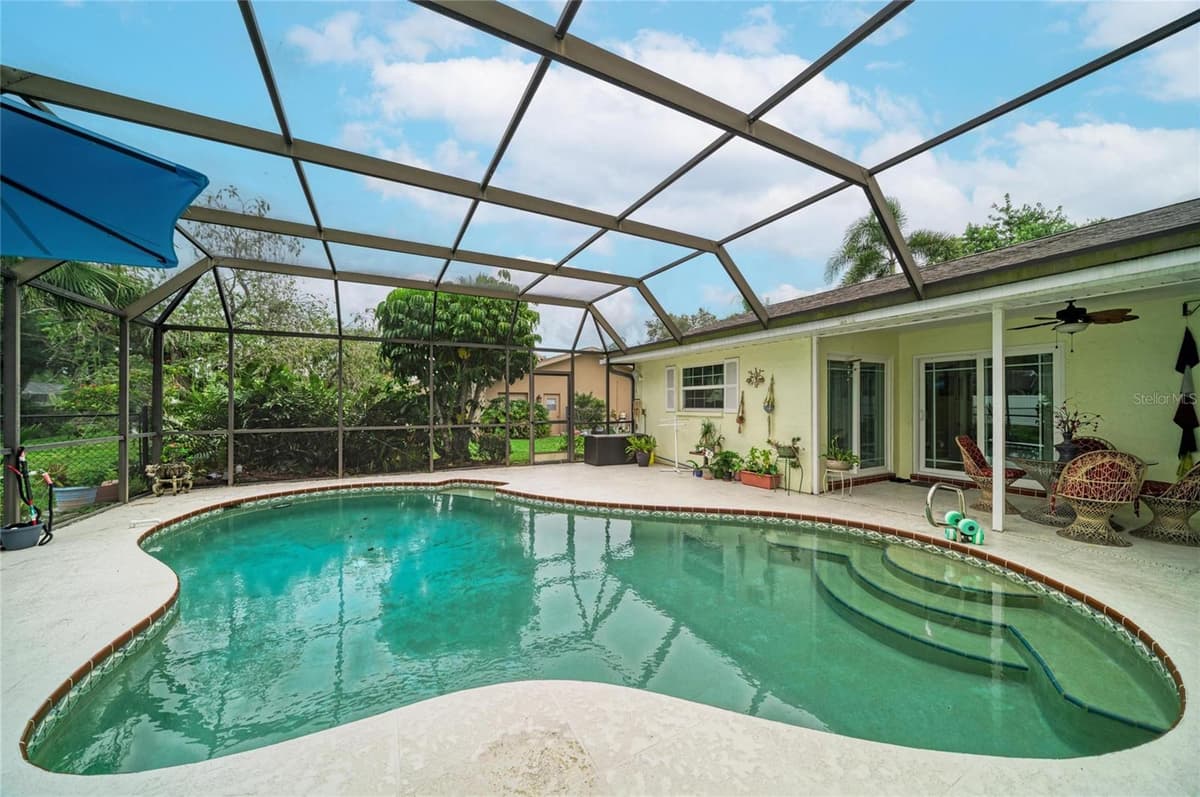 4723 PALM AIRE CIRCLE — photo 39 of 65