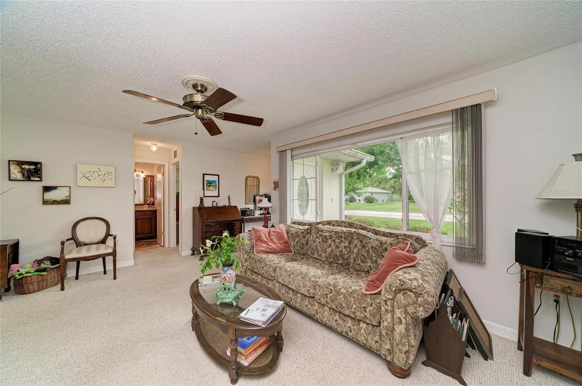 4723 PALM AIRE CIRCLE — photo 12 of 65
