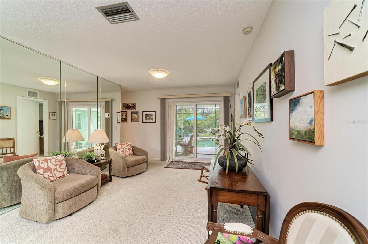 4723 PALM AIRE CIRCLE — photo 10 of 65