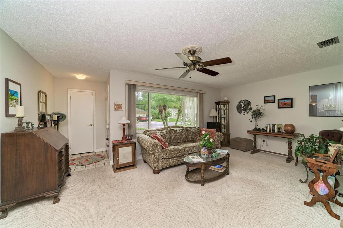 4723 PALM AIRE CIRCLE — photo 11 of 65