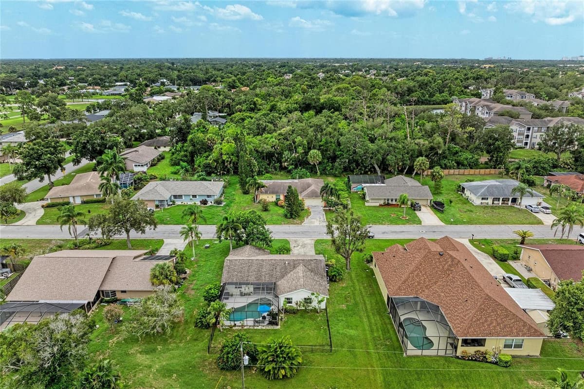 4723 PALM AIRE CIRCLE — photo 51 of 65