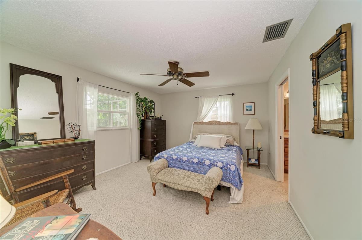 4723 PALM AIRE CIRCLE — photo 19 of 65