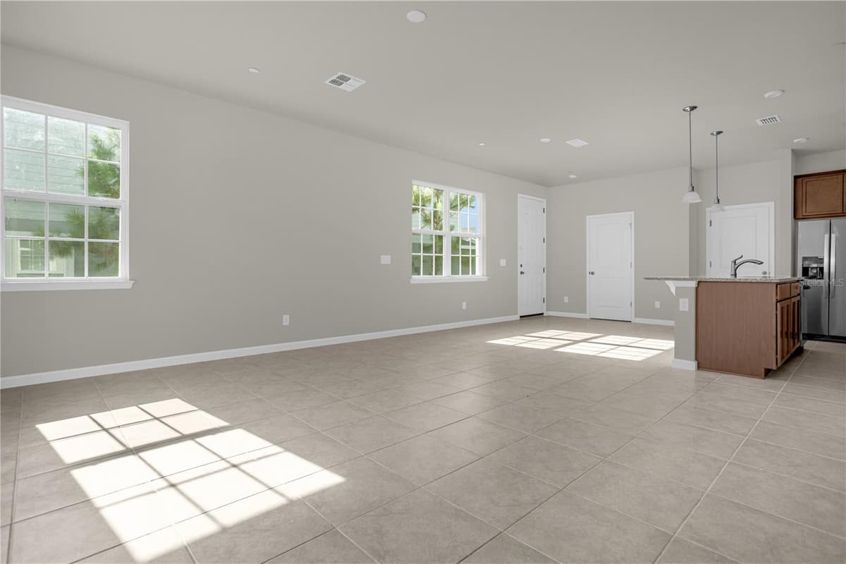 1927 HOLDEN RIDGE LANE — photo 5 of 13