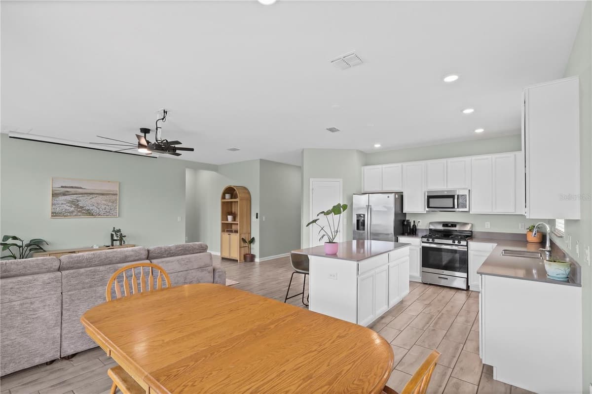 33571 SKY BLOSSOM CIRCLE — photo 19 of 54