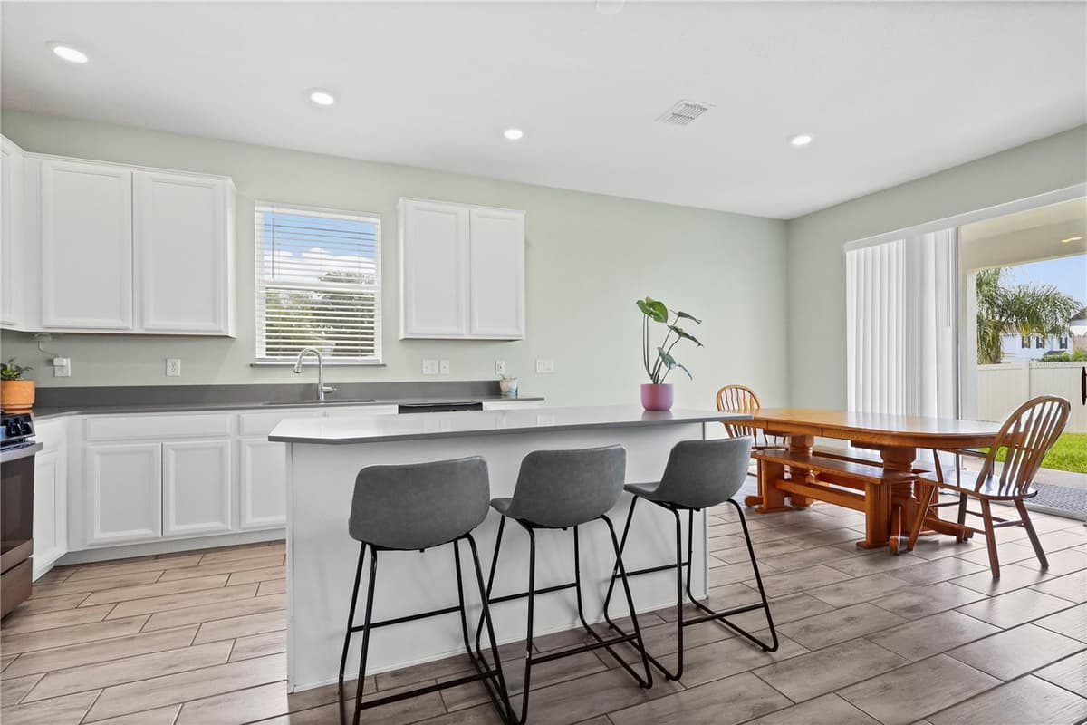 33571 SKY BLOSSOM CIRCLE — photo 21 of 54