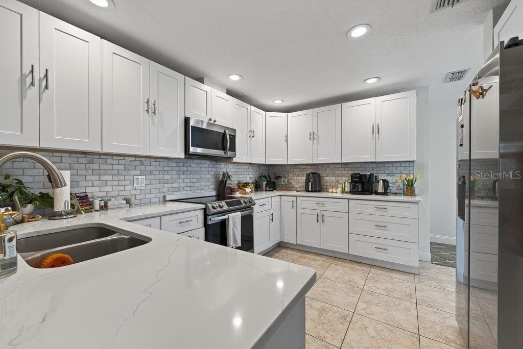 1672 WATERMARK CIRCLE — photo 17 of 66