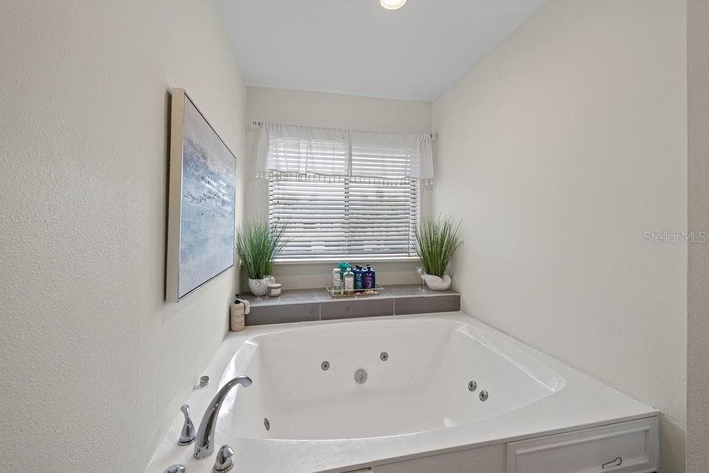 1672 WATERMARK CIRCLE — photo 36 of 66