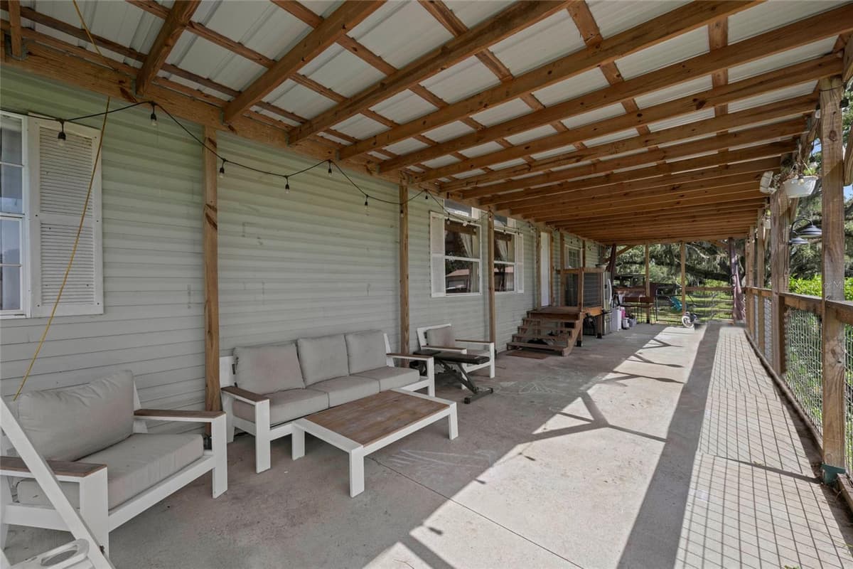 10066 MIZELL ROAD — photo 7 of 76