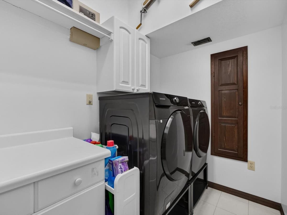 671 QUIETWATER COVE — photo 38 of 63