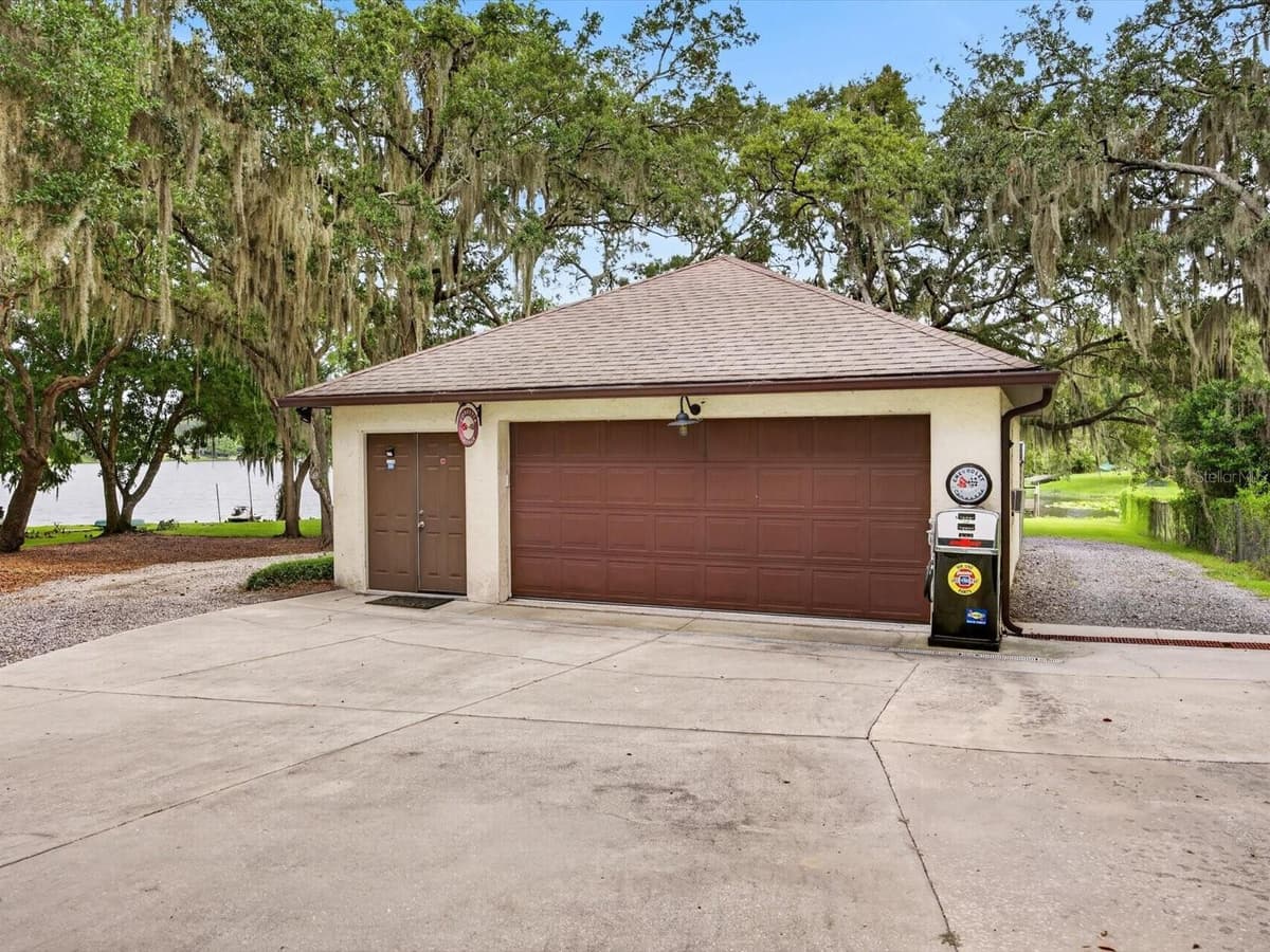 671 QUIETWATER COVE — photo 55 of 63