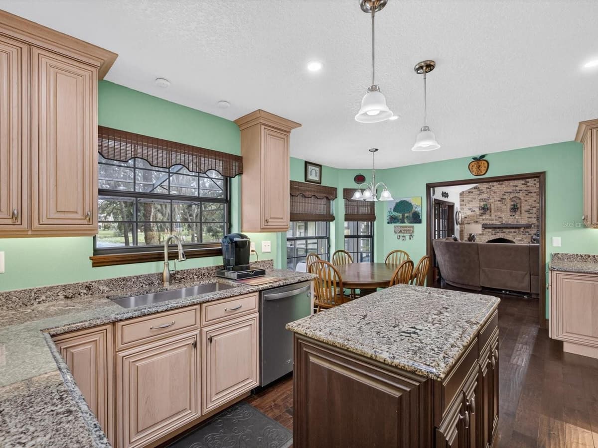 671 QUIETWATER COVE — photo 30 of 63