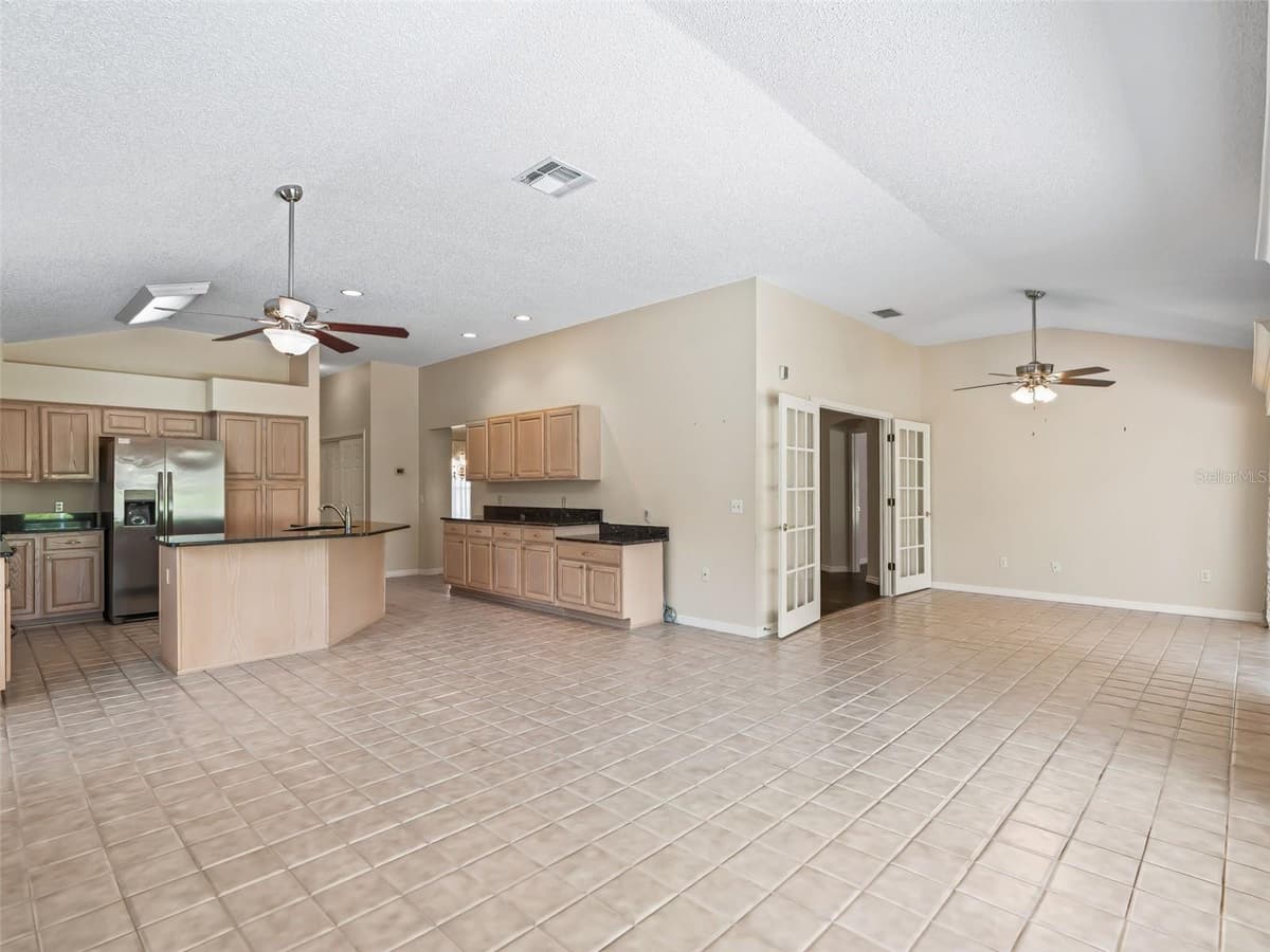 823 SAN SALVADOR DRIVE — photo 11 of 38