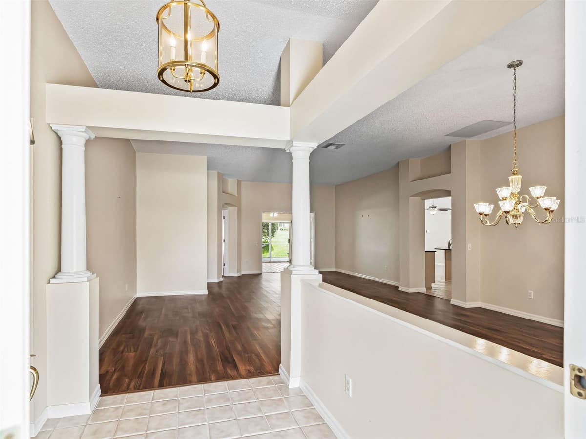 823 SAN SALVADOR DRIVE — photo 3 of 38