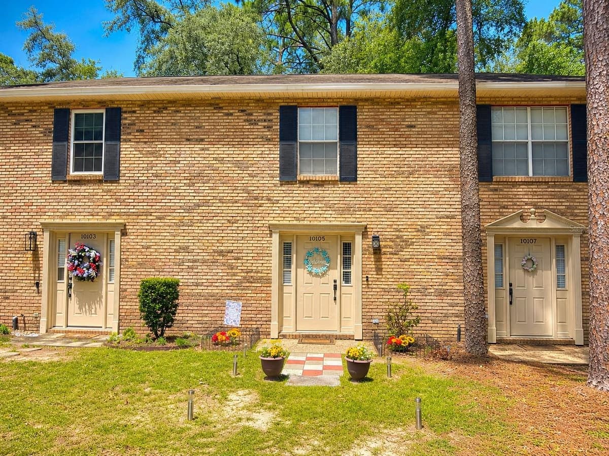 10105 VIXEN PLACE — photo 1 of 25