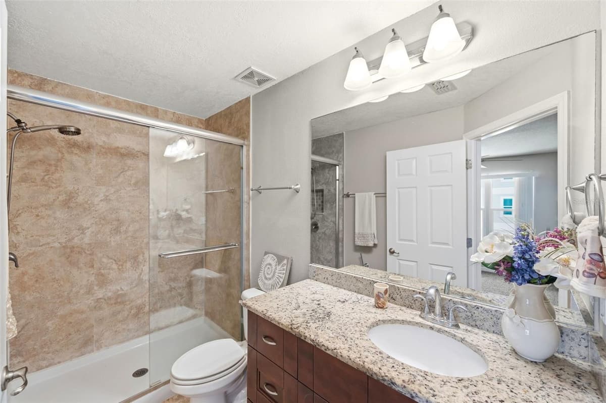 5064 ROYAL PALMS WAY — photo 28 of 89