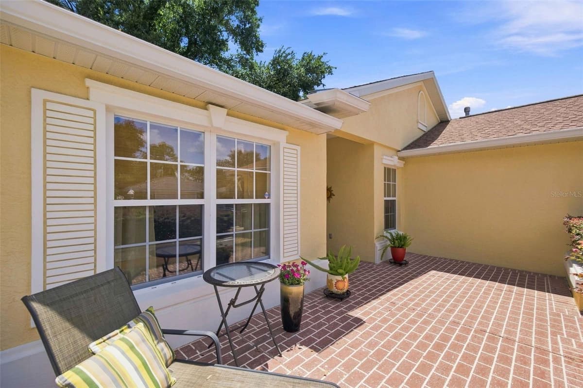 8309 79TH CIRCLE — photo 4 of 44