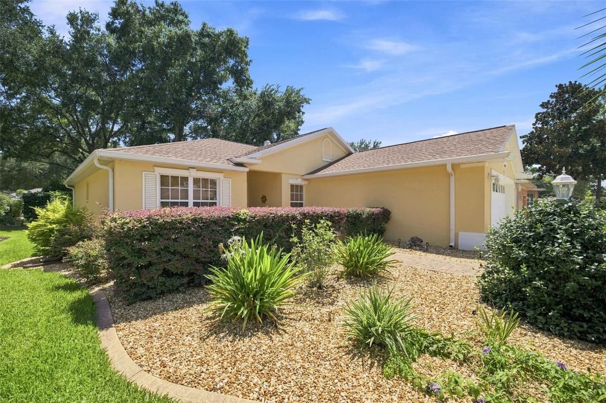 8309 79TH CIRCLE — photo 3 of 44