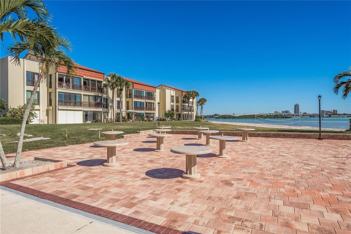 800 GULFVIEW BOULEVARD — photo 42 of 48