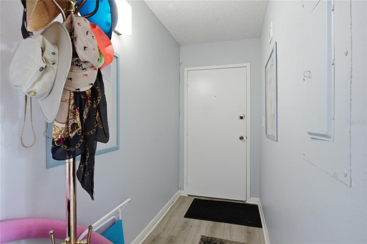 800 GULFVIEW BOULEVARD — photo 5 of 48