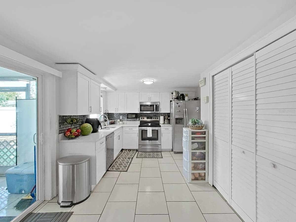 3424 TRUMAN DRIVE — photo 15 of 55