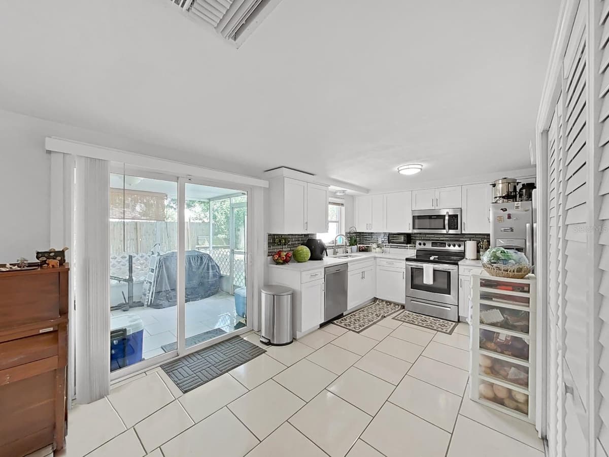 3424 TRUMAN DRIVE — photo 14 of 55