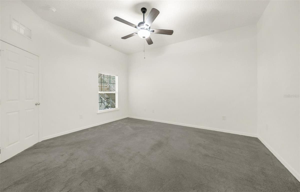 970 SPRING GARDEN AVENUE — photo 44 of 49
