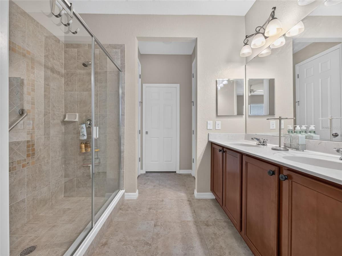 8915 DELLA SCALA CIRCLE — photo 21 of 27
