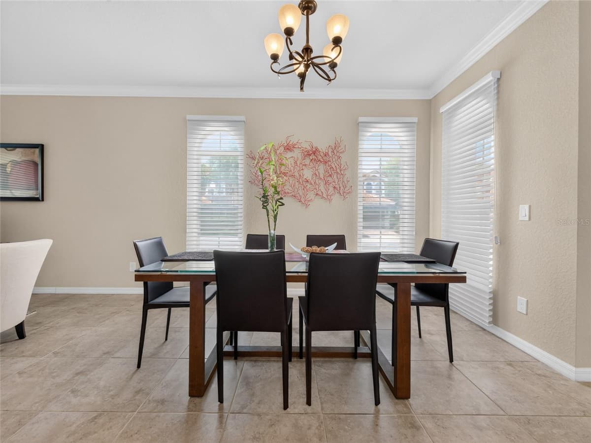 8915 DELLA SCALA CIRCLE — photo 10 of 27