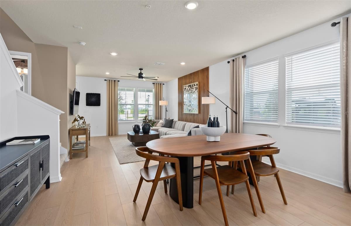 6355 ARGENT WOOD DRIVE — photo 7 of 27